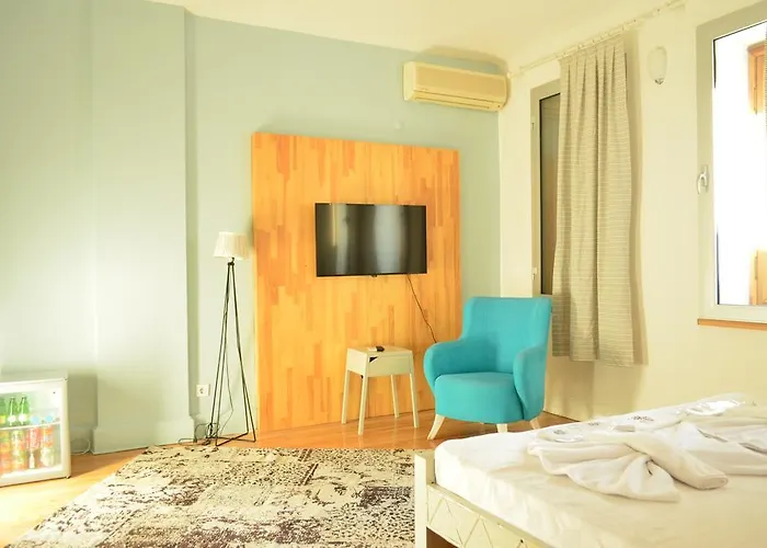 Отель Curcuna 3*